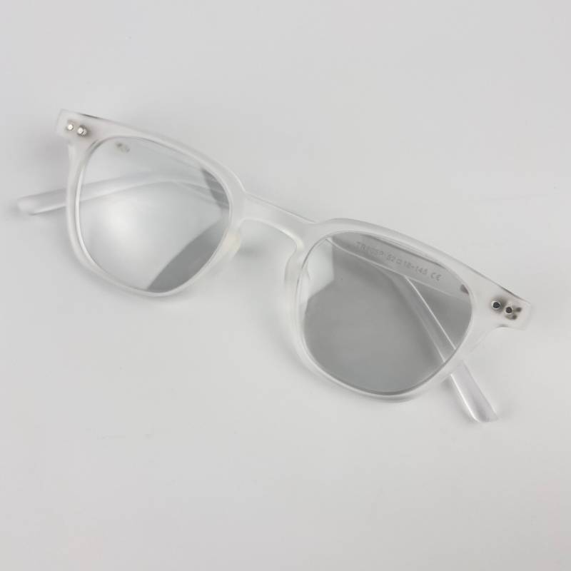 Lunette optique photochromique carré transparent TR805P